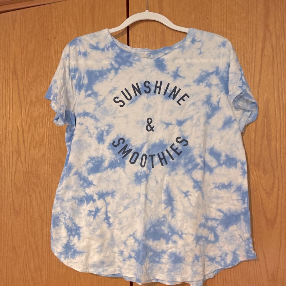 Blue tie dye graphic tee from old navy